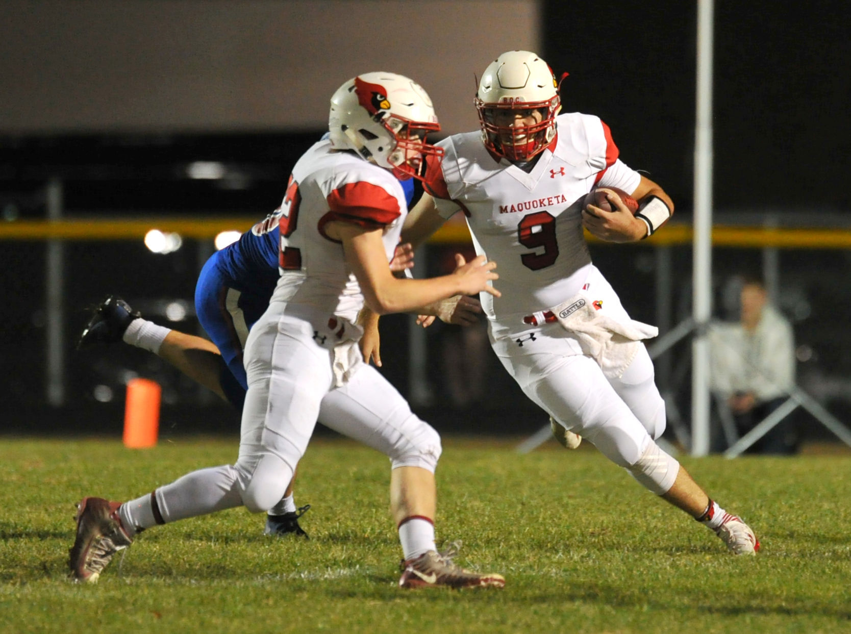 100920-qc-spt-maq-camanche fb-145